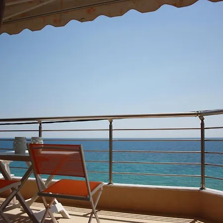 Apartment Above The Sea Nea Kallikrateia