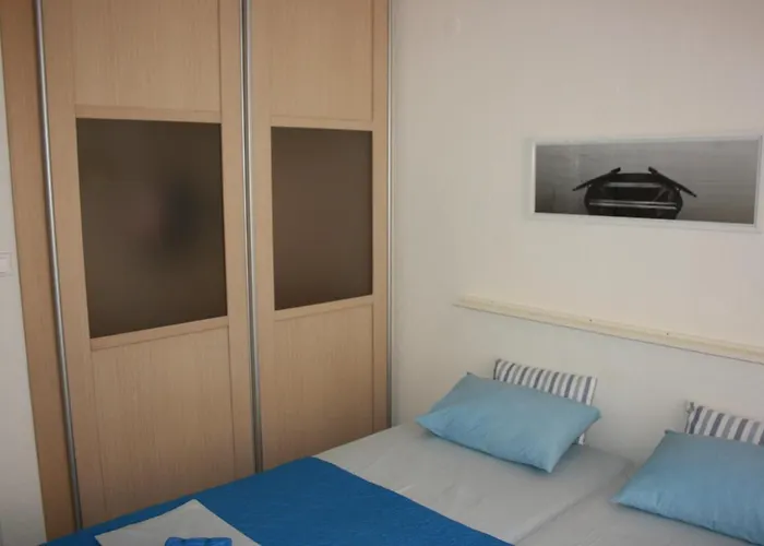 Apartament Above The Sea